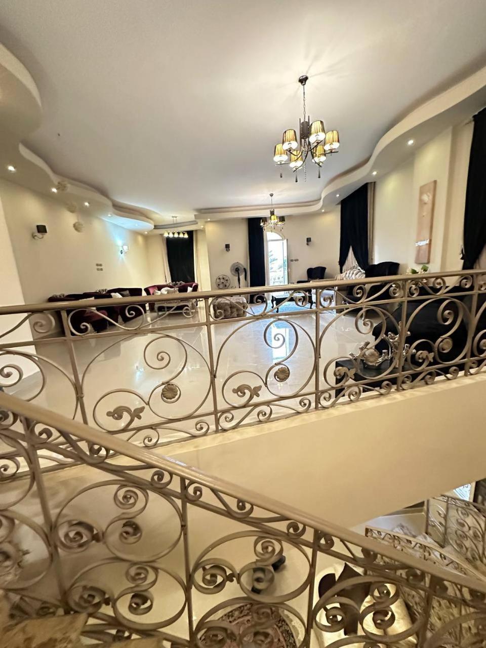Duplex Front Of Downtown Cairo